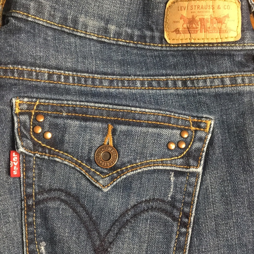 Levi’s 515 distressed Boot Cut Jeans size 8S